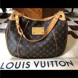 LV Monogram Canvas PM Bag